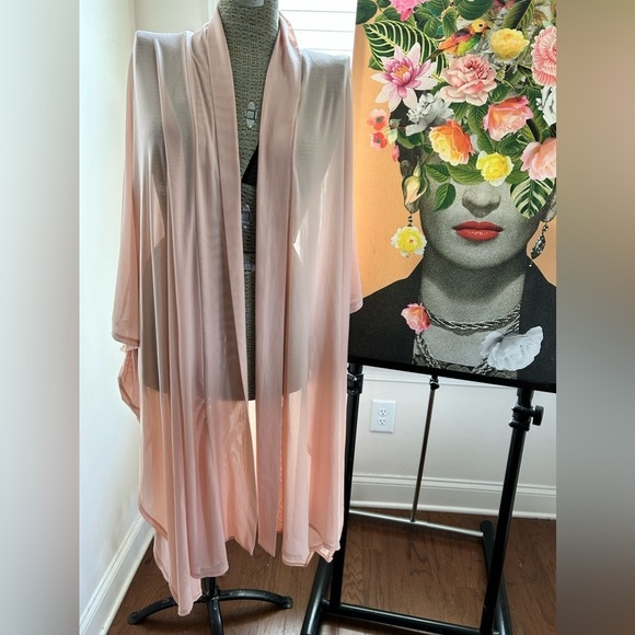 TIC:TOC SHEER/MESH OPEN FRONT KIMONO. ARUBA SANDS COLOR. GENTLY WORN/STYLED O/S - Picture 2 of 6